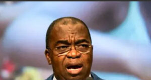 PRIX OUEST ECHOS DU VIVRE-ENSEMBLE DANS LA CATEGORIE POLITIQUE : Louis Paul Motaze, l’audace républicaine contre la dérive identitaire